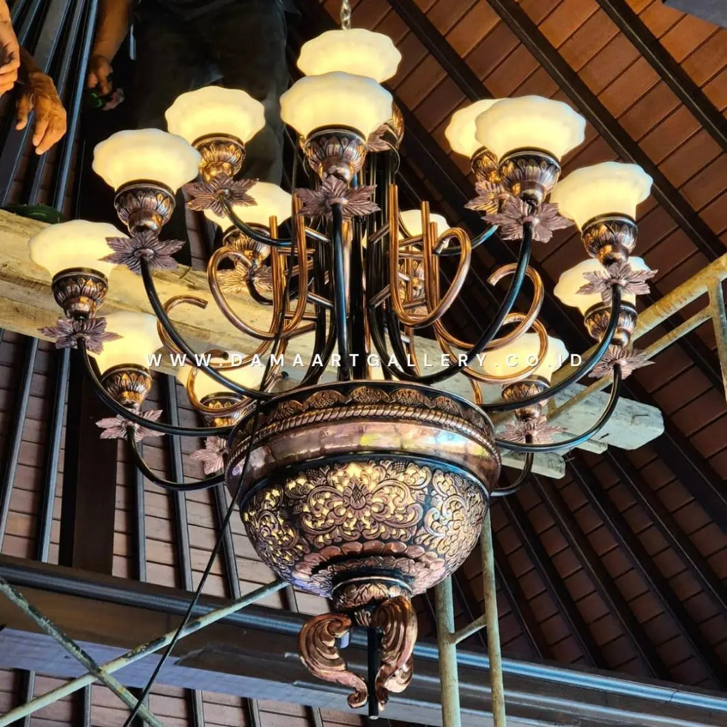 Lampu Joglo Tembaga Antik